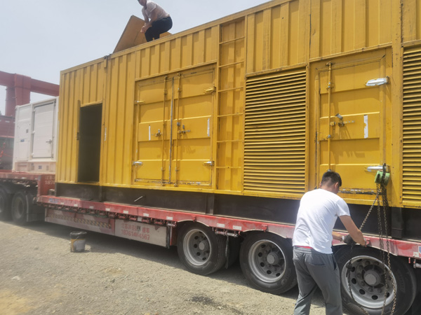 华安汽油发电机对供油装置的要求