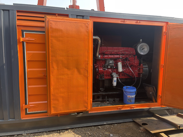 华安柴油发电机组在高温环境下运行时需要注意哪些问题？